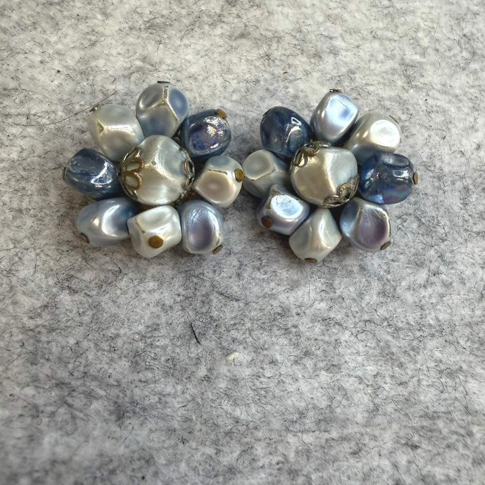 Vintage Blue Iridescent Bead Cluster Clip On Earrings Floral Retro Mid Century